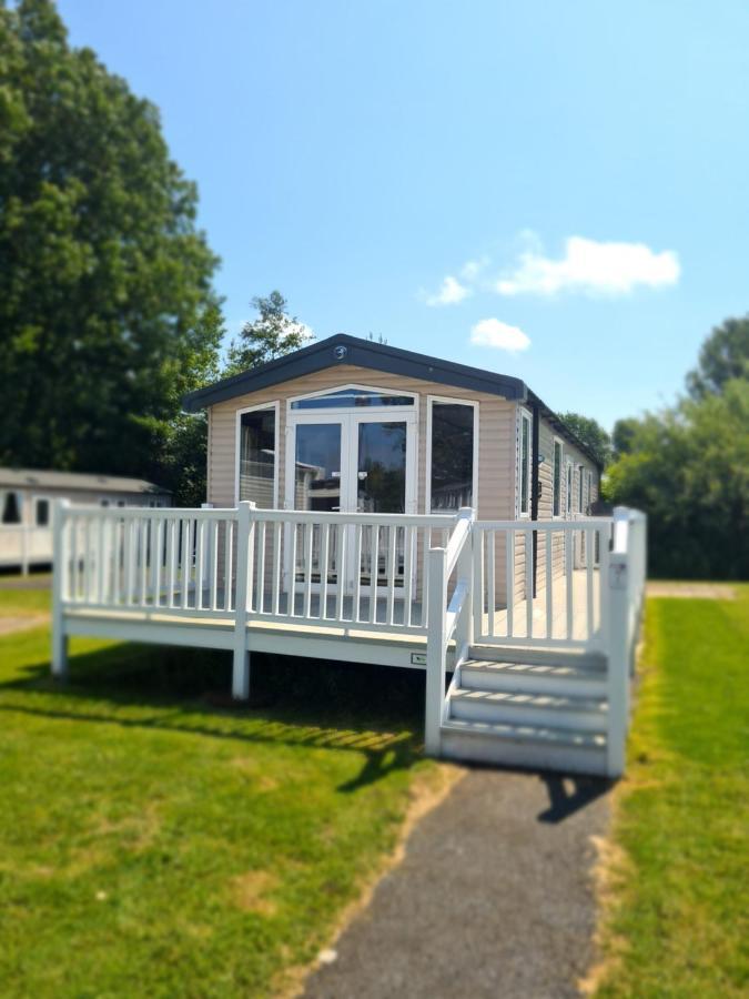 Flawless Caravan Hire Blackpool Exterior photo